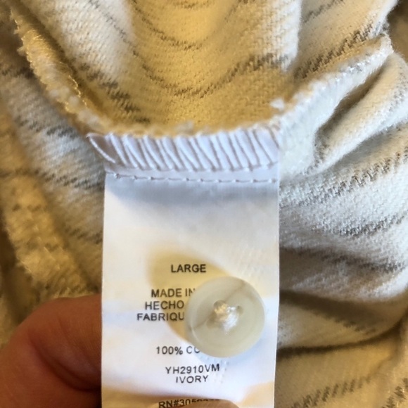 THREAD & SUPPLY WOMENS CREAM & TAN STRIPED FLANNEL BUTTON DOWN SHIRT SIZE LARGE - Picture 12 of 13